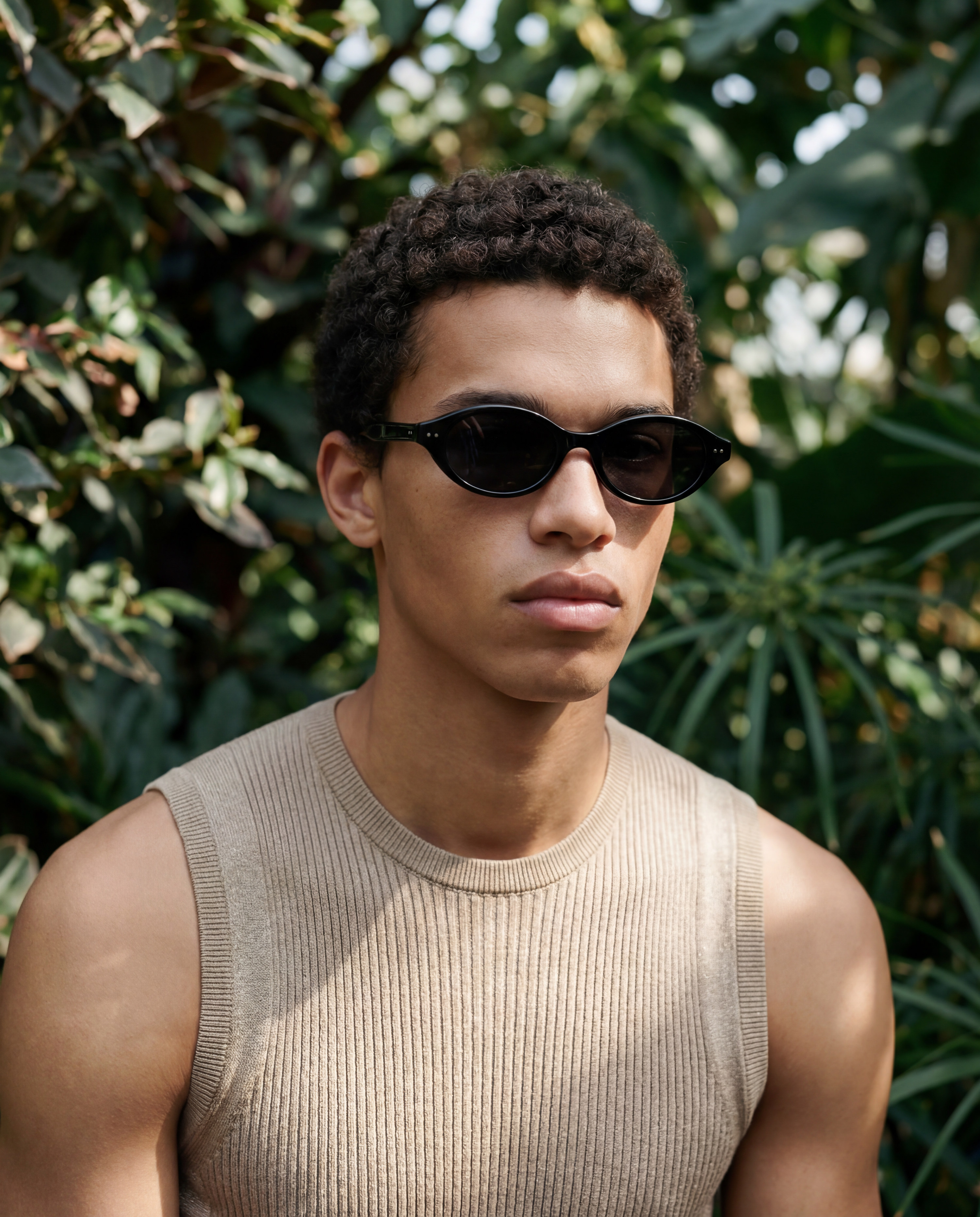 Anastasia Noir - Solaire