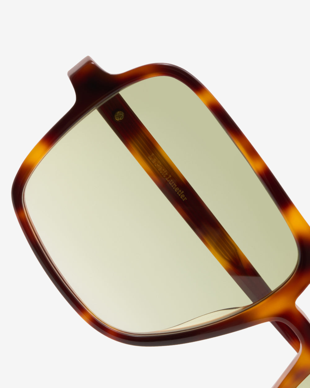 Lunettes de soleil Lewis Ecaille — monture aviateur acétate, vue de trois-quarts
