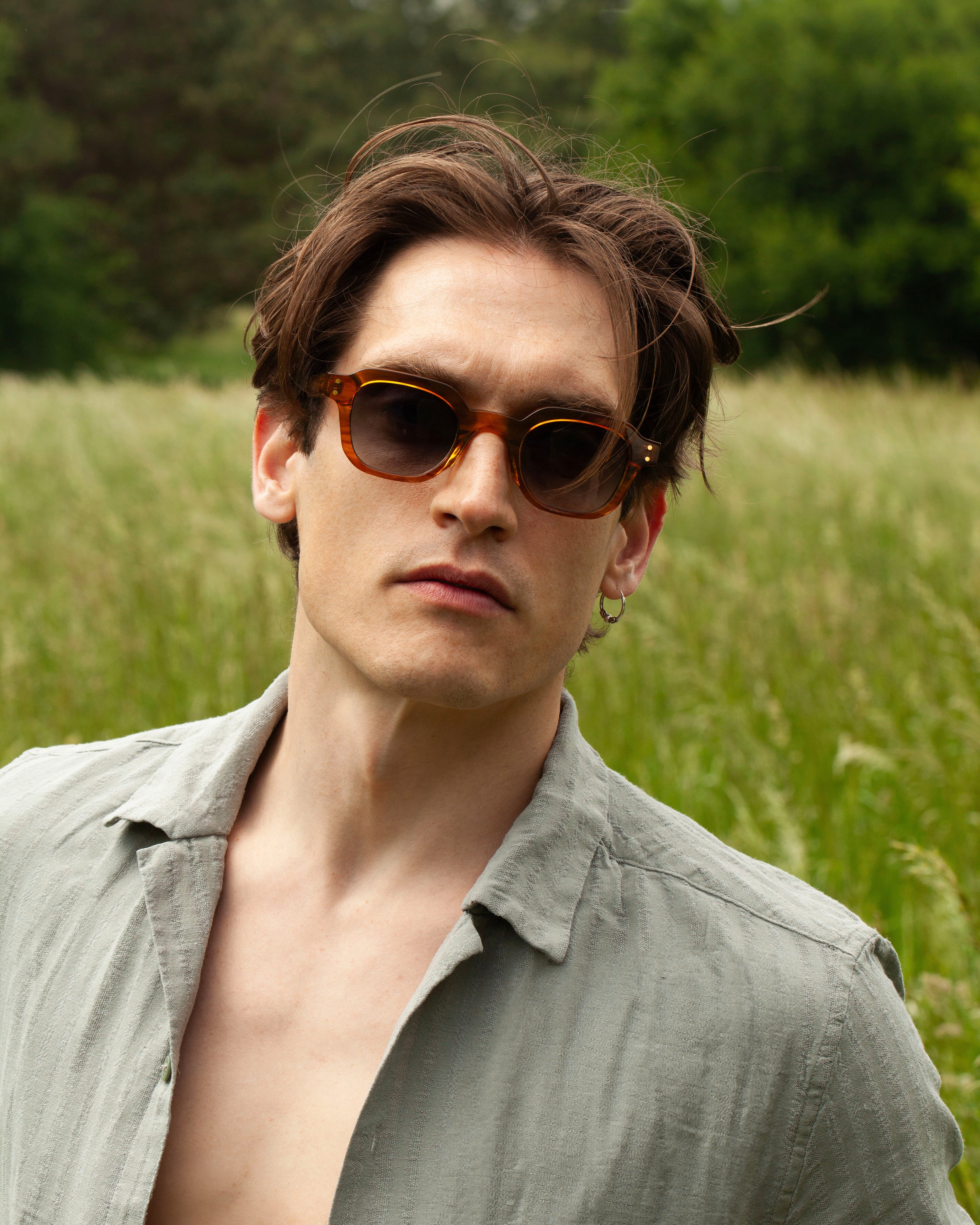 Theo Honey - Sunglasses