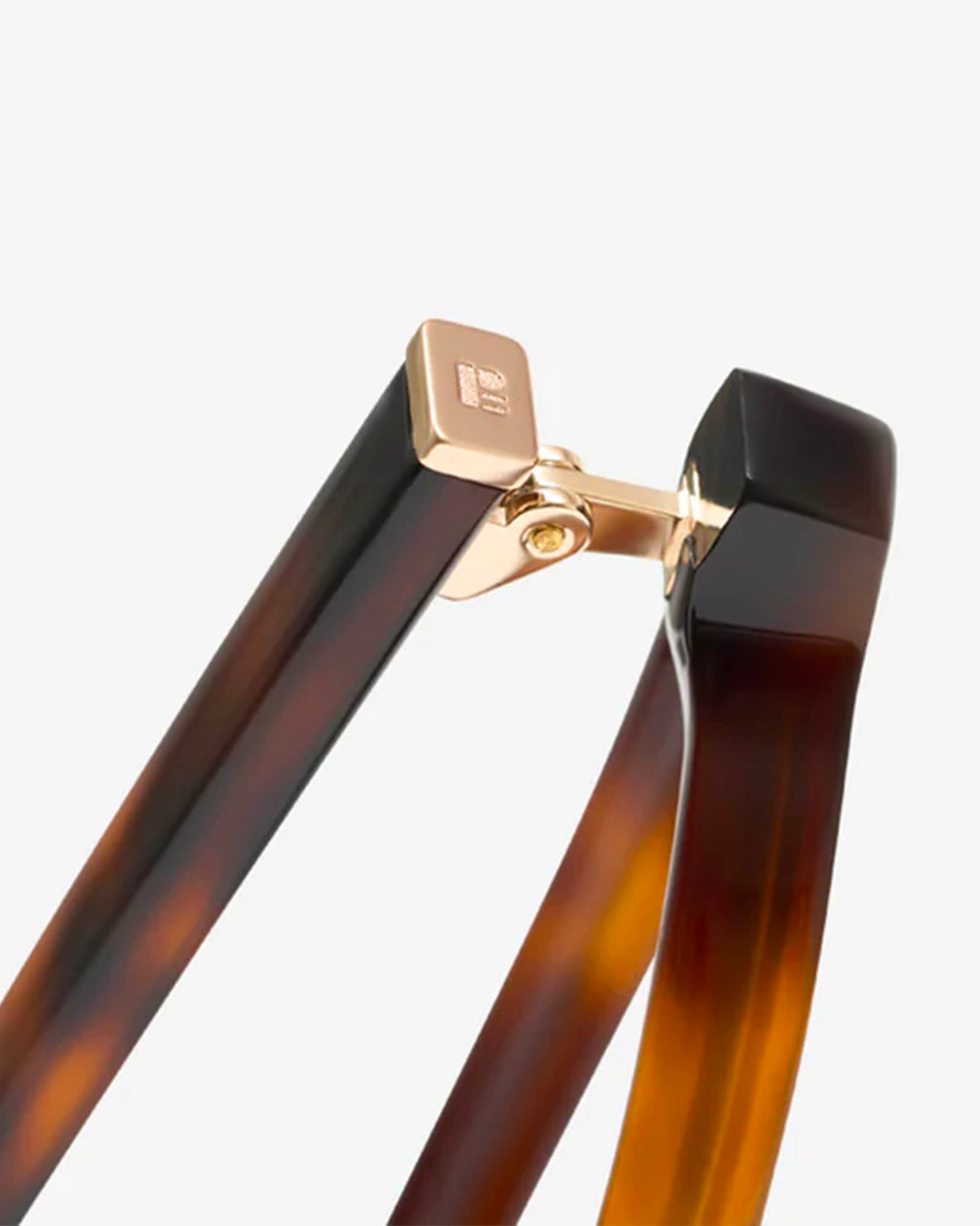 Isa Ecaille - Lumière Bleue