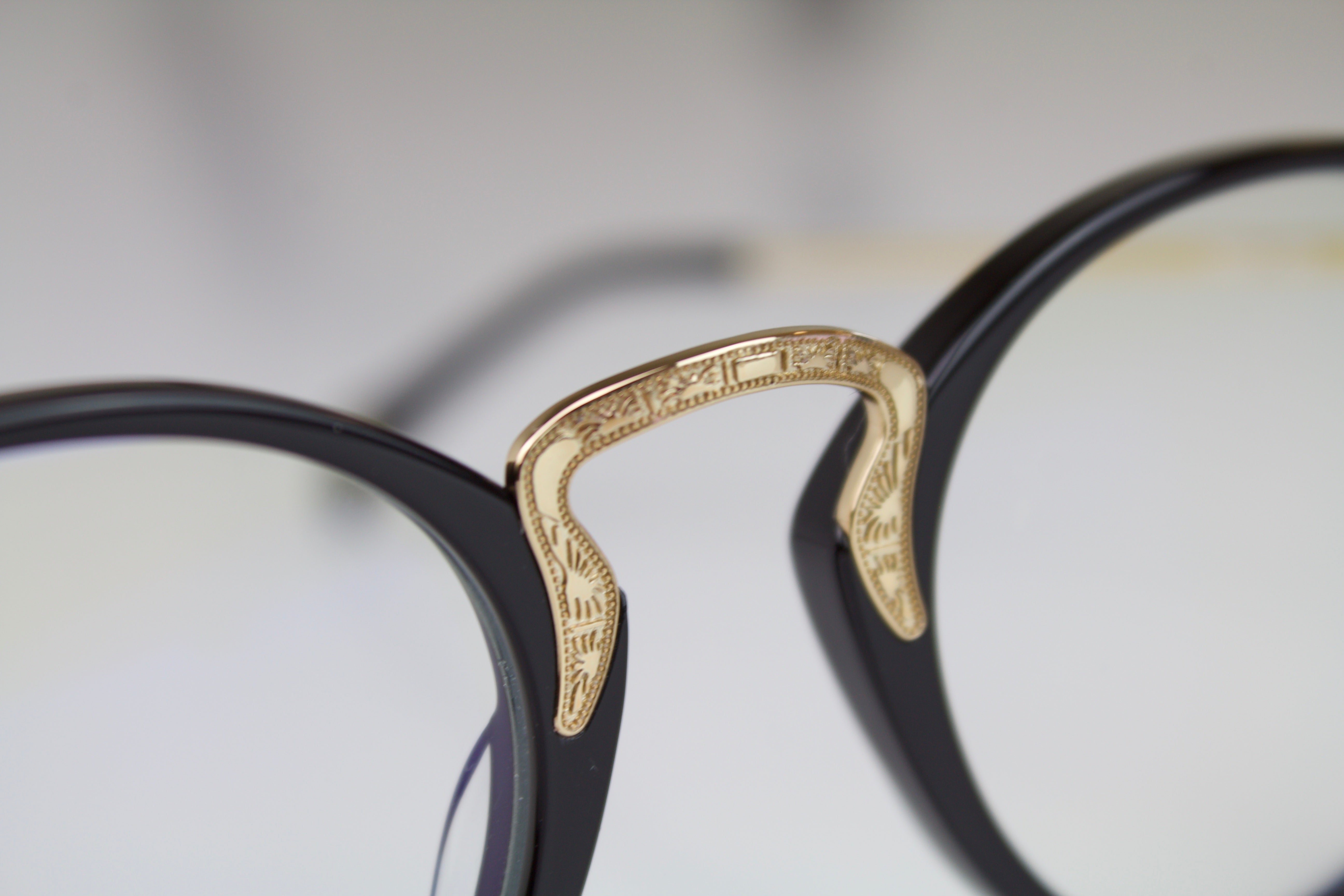 Serena.VDW Noire - Lumière Bleue