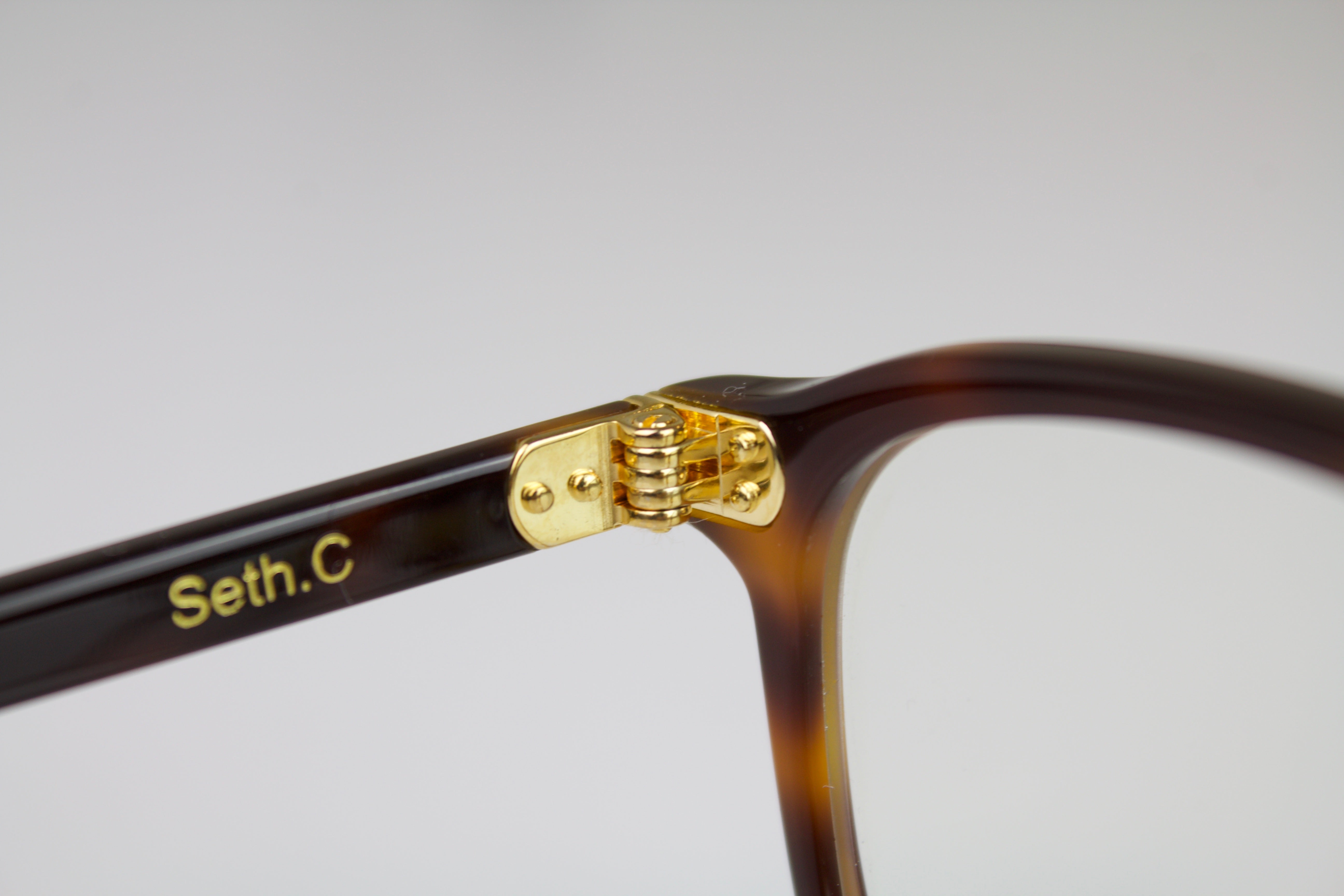 Seth.C Écaille - Lumière Bleue