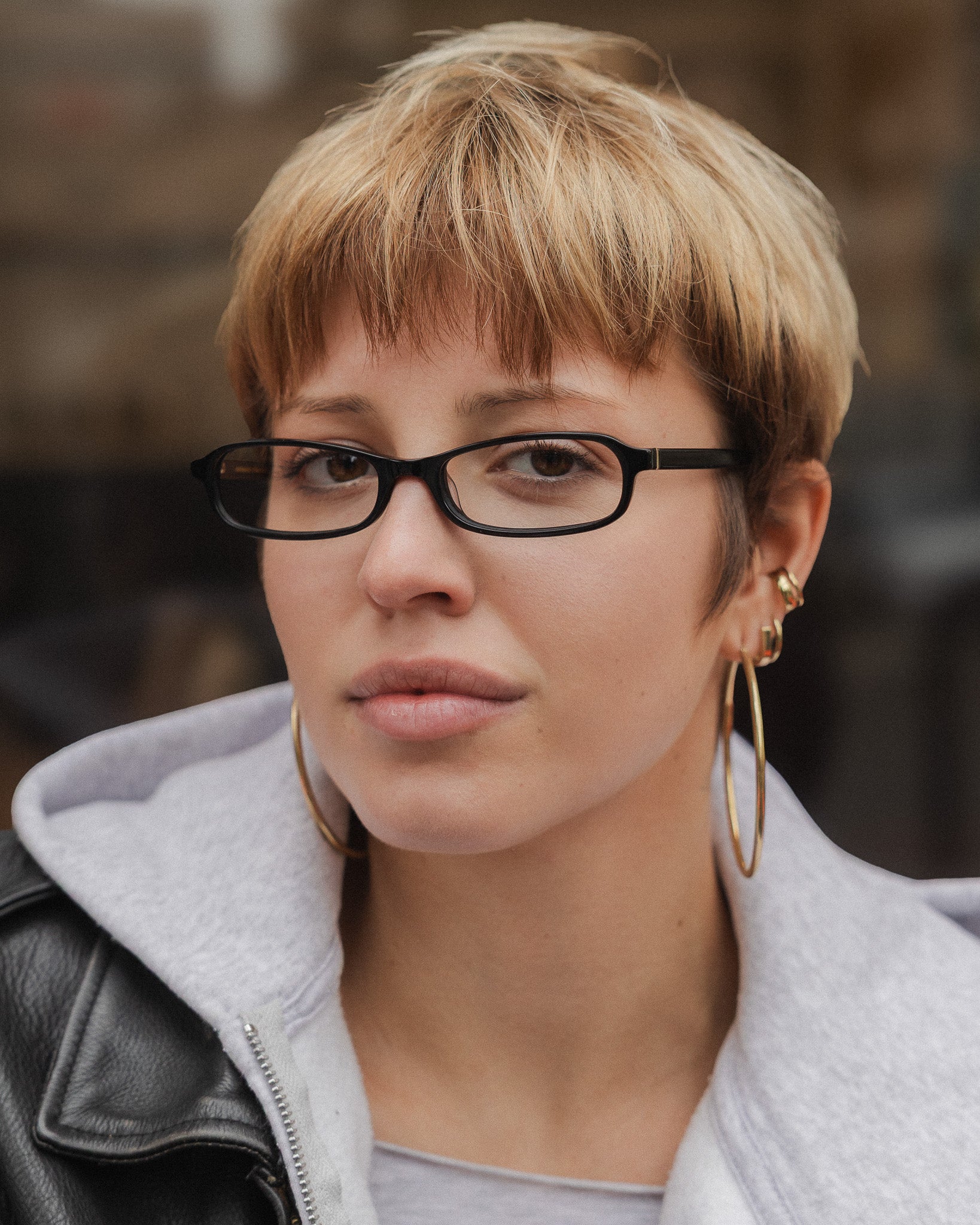 Montrose Noir - Lumière Bleue