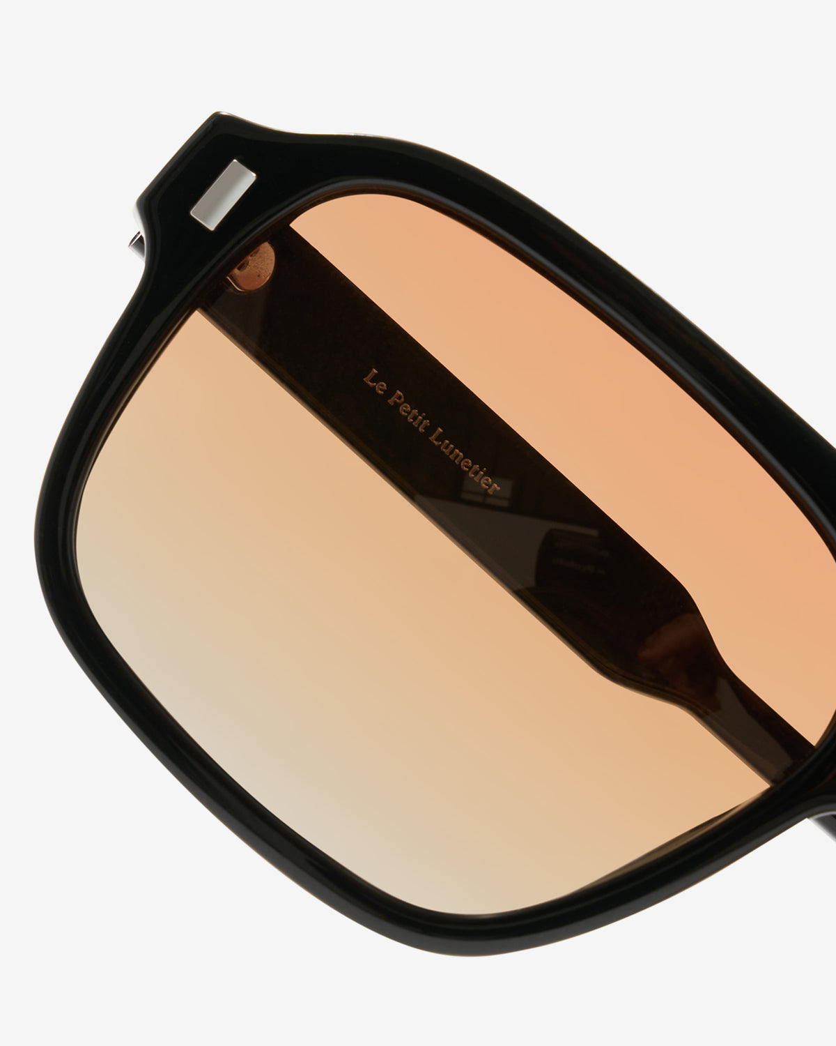 Lunettes de soleil Keanu Noir — monture oversize acétate, vue de trois-quarts