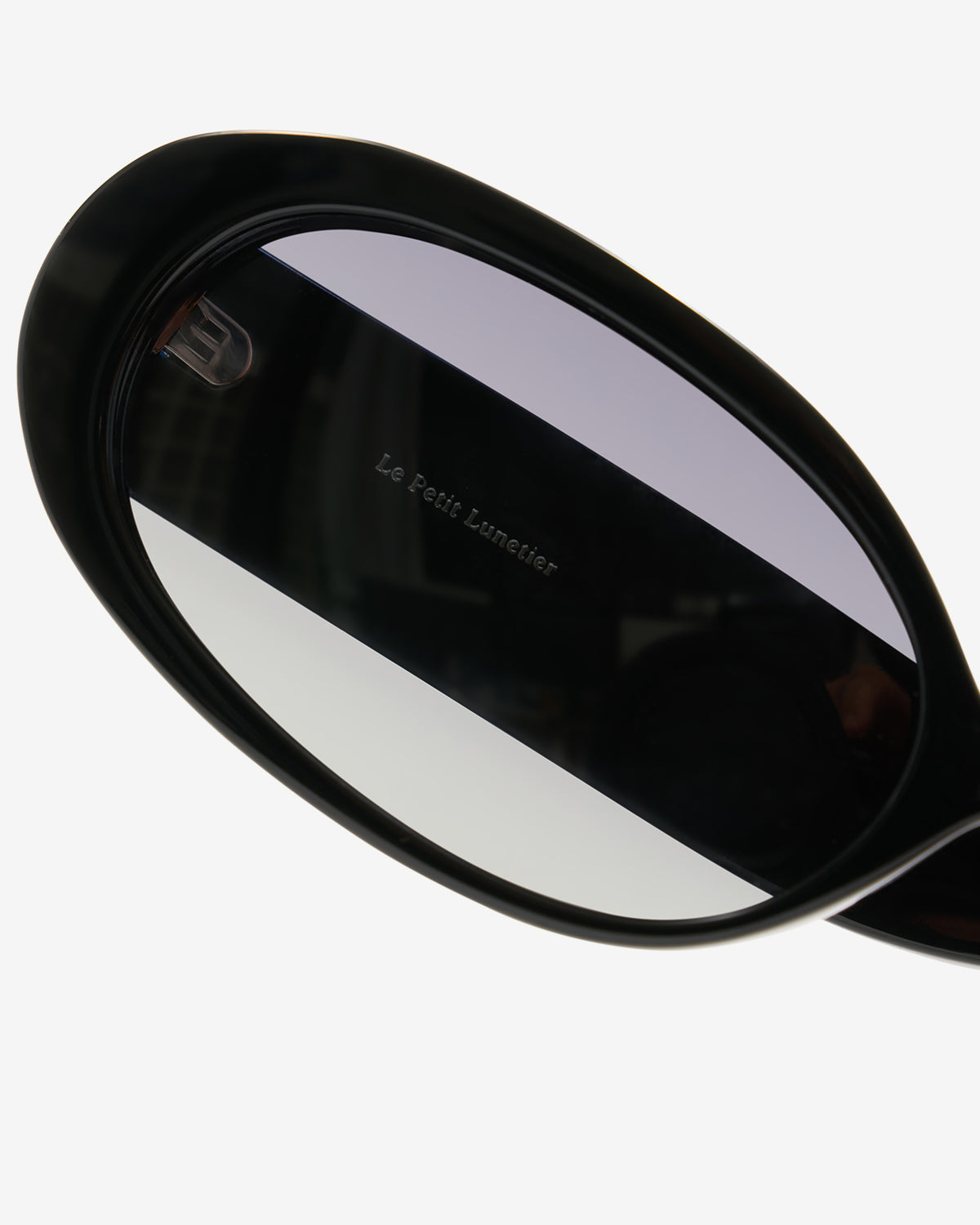 Lunettes de soleil Klea Noir — monture rectangulaire acétate, vue de trois-quarts