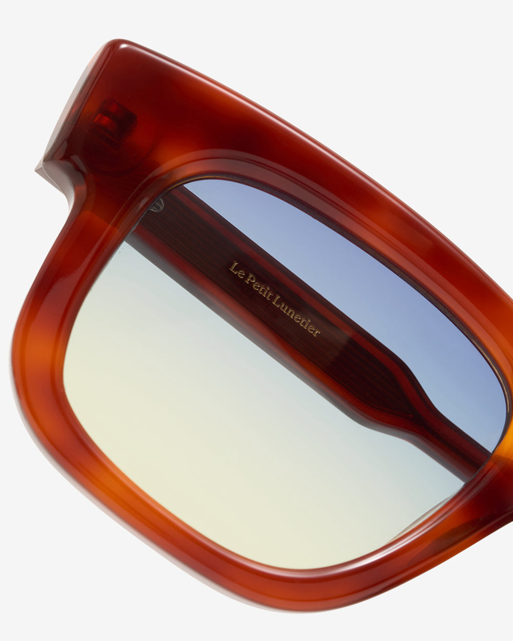 Lunettes de soleil Stevie Acajou — monture rectangulaire acétate, vue de trois-quarts